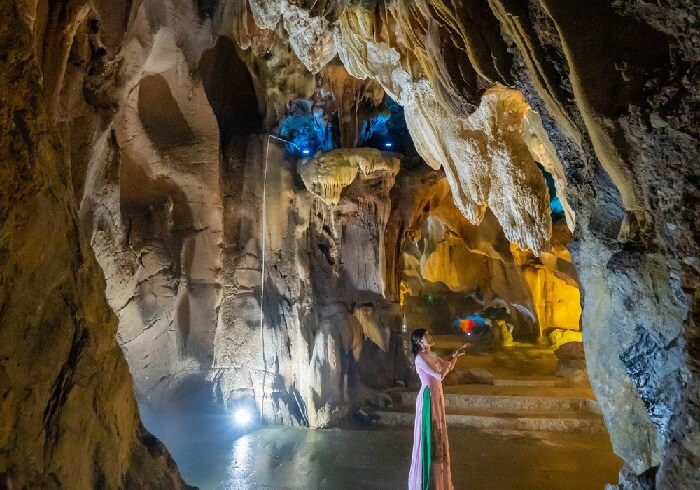 hệ thống thác nước ở Cổng Trời Đông Giang