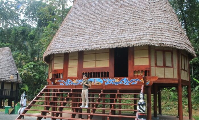 Làng Văn hóa Cơ Tu