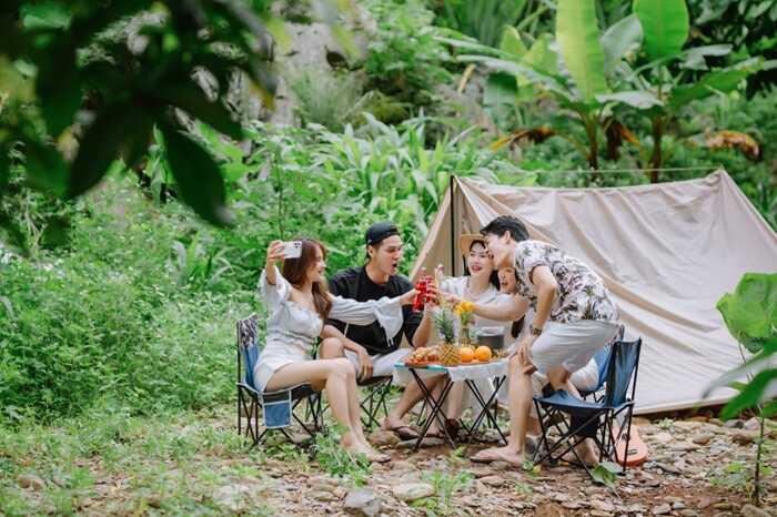 Đi cáp treo lên đỉnh Bảo Lâm và tổ chức cắm trại, dã ngoại