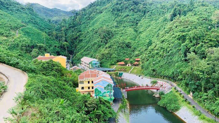 giá vé Cổng Trời Đông Giang