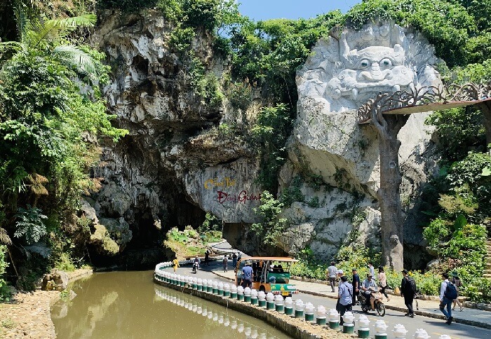 Độ cao Cổng Trời Đông Giang