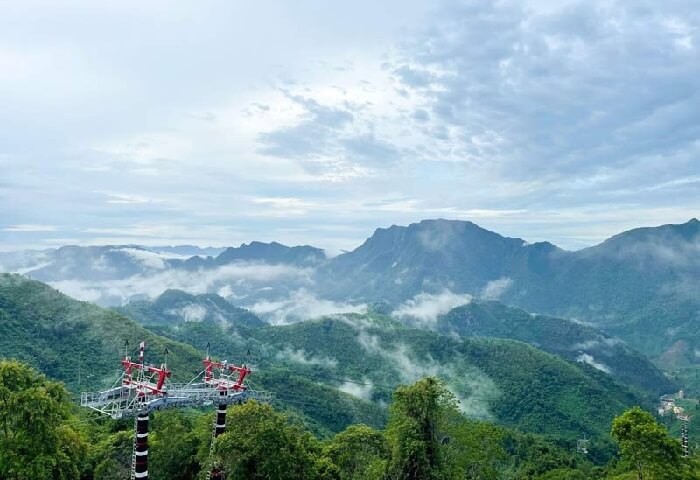 Độ cao Cổng Trời Đông Giang