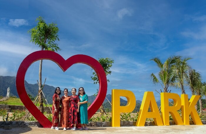 Tour Cổng Trời Đông Giang 2 ngày 1 đêm